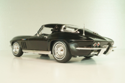 Chevrolet Corvette (C2) 1965, black, 31640, Maisto 1:18