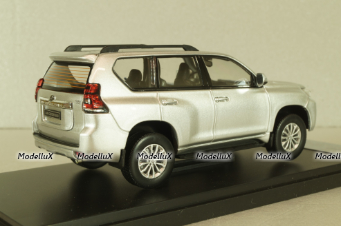 Toyota Land Cruiser Prado (J150) 2018, silver, 29411, Vitesse 1:43