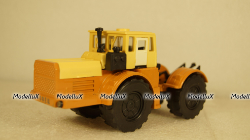 К-701, Кировец, з-д Двигатель 1:43  