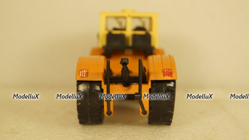 К-701, Кировец, з-д Двигатель 1:43  