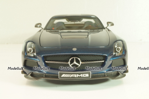 Mercedes-Benz SLS AMG Black series 2013, blue metallic, 110033026, Minichamps 1:18